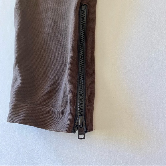 Spanx seamless brown zipper leggings size XL - Picture 5 of 5